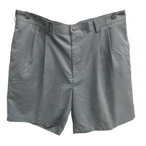 Van Heusen Light Blue Pleated Front Mens Shorts Size 38 100% Polyester Made In T